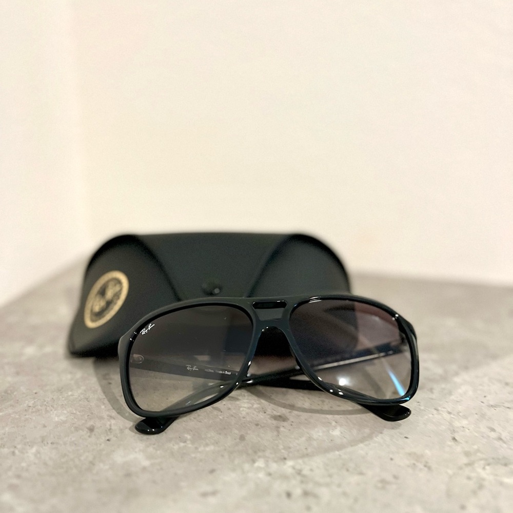 Ray-Ban Unisex Sunglasses